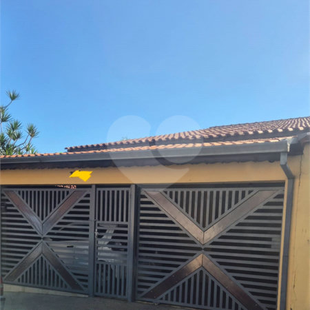 Casa à venda com 3 quartos, sendo 1 suíte, em Vila Angélica, Sorocaba, SP