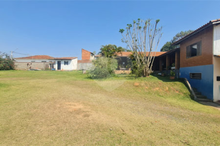 Chácara à venda com 3 quartos, sendo 1 suíte, em Vila Reis, Itapetininga, SP