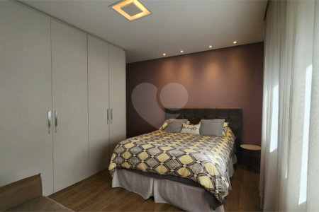 Casa à venda com 5 quartos, sendo 2 suítes, no condomínio Residencial Jardim Primavera, Louveira - SP