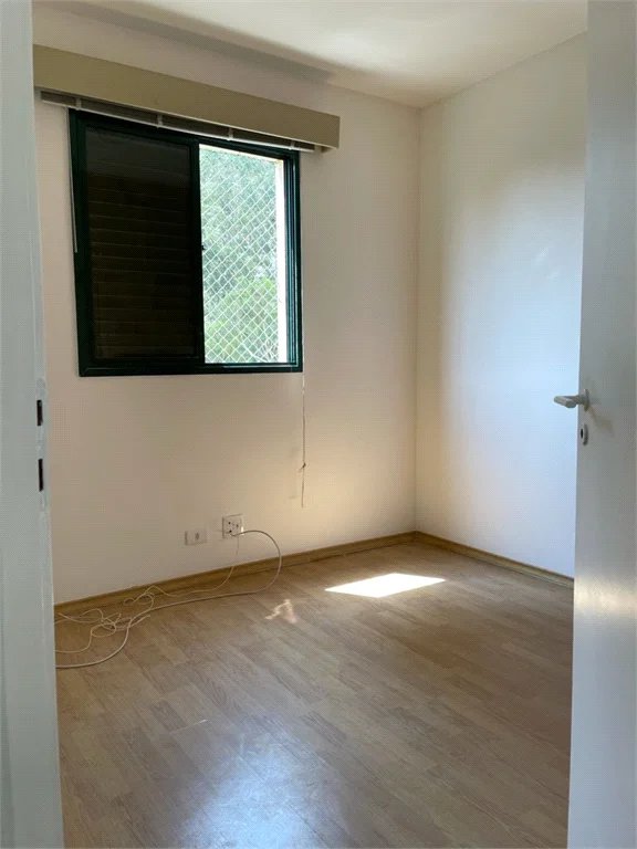Apartamento à venda com 3 quartos, sendo 1 suíte, em Vila Suzana, São Paulo, SP