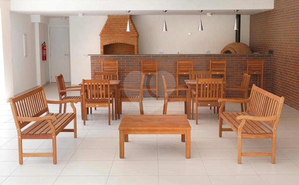Apartamento à venda ou para alugar com 2 quartos, sendo 1 suíte, em Condomínio Granja Viana Ii, Cotia, SP