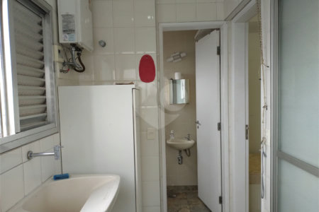 Apartamento para alugar com 3 suítes em Campo Belo, São Paulo, SP