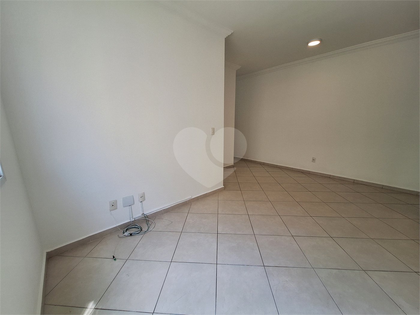 Apartamento à venda com 2 quartos, sendo 1 suíte, em Pinheirinho, Vinhedo, SP