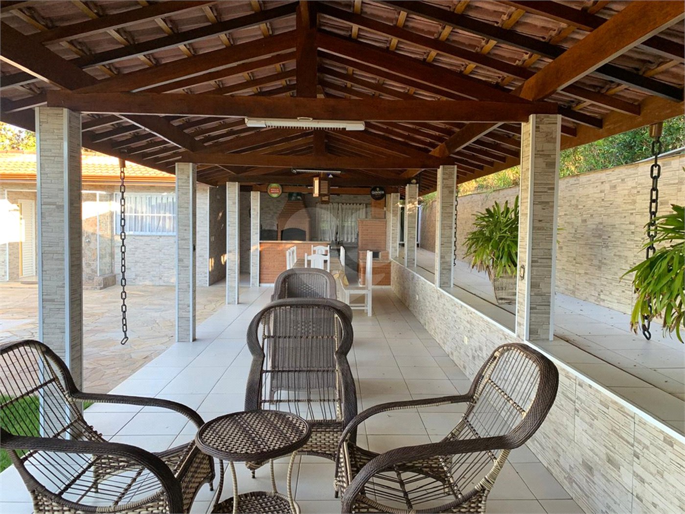 Casa Térrea à venda com 3 quartos, sendo 1 suíte, em Alpes D'ouro, Bom Jesus dos Perdões, SP