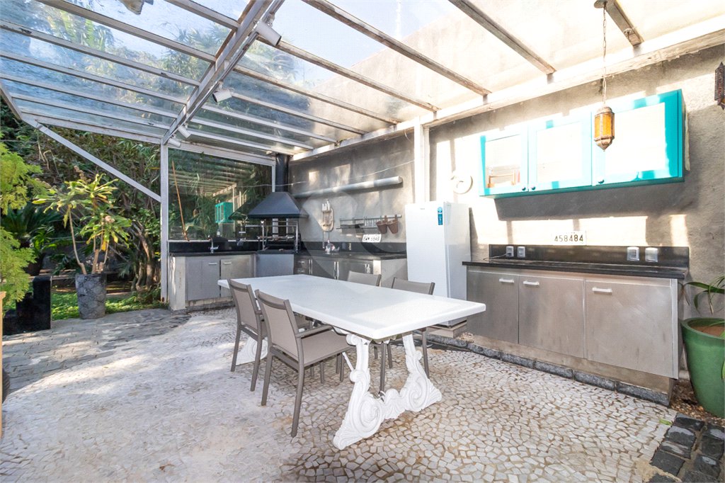 Casa à venda ou para alugar com 3 quartos, sendo 1 suíte, em Butantã, São Paulo, SP