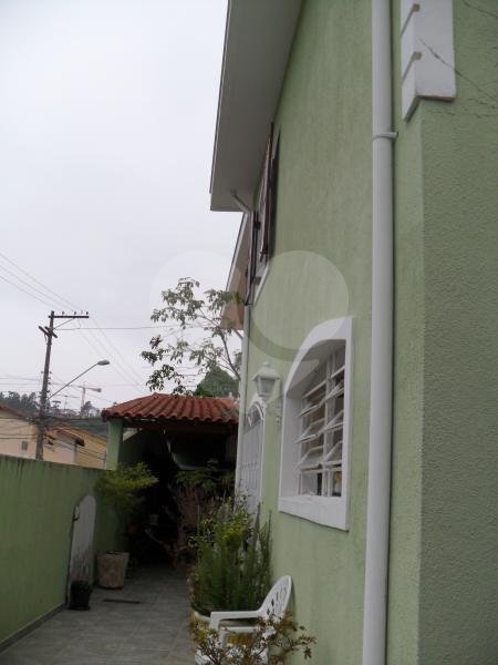 Sobrado à venda com 3 quartos, sendo 1 suíte, em Horto Florestal, São Paulo, SP