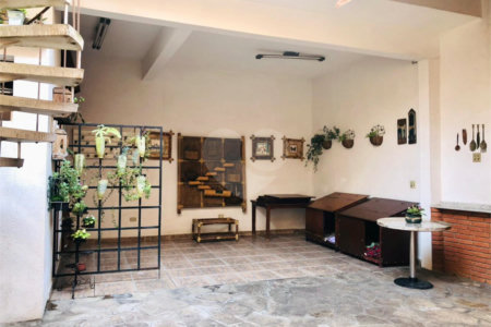 Sobrado à venda com 5 suítes em Vila Cordeiro, São Paulo, SP