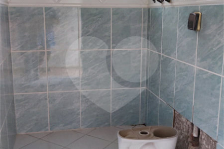Sobrado à venda com 5 quartos, sendo 3 suítes, em Vila Campestre, São Paulo, SP