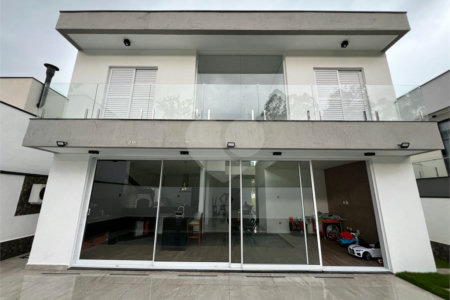 Casa à venda com 4 quartos, sendo 3 suítes,  no condomínio Mosaico Essence - Fase 1, Mogi das Cruzes - SP