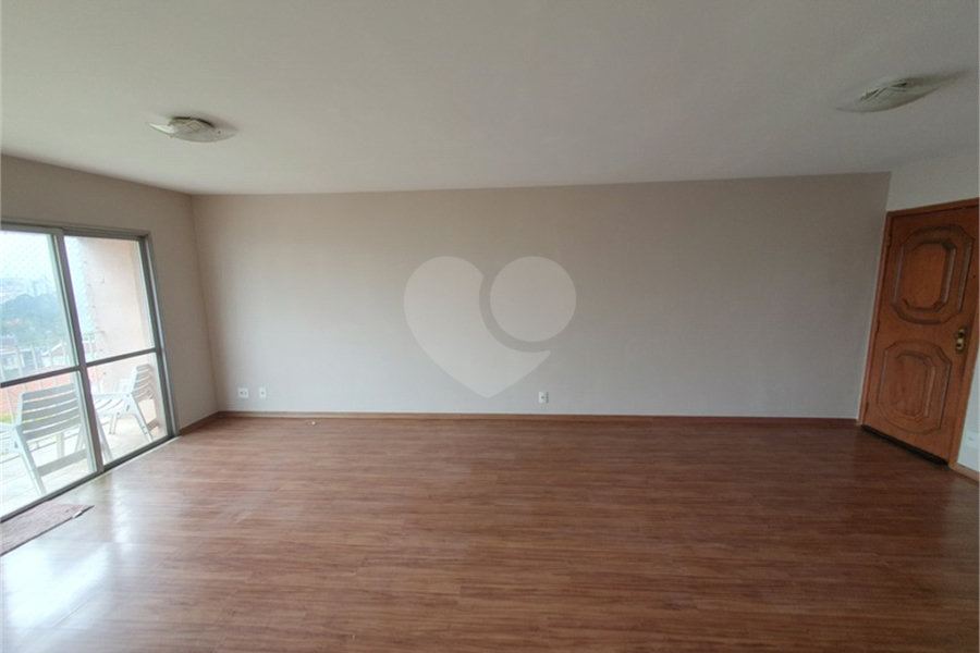 Apartamento à venda com 3 quartos, sendo 1 suíte, em Jardim São Paulo(zona Norte), São Paulo, SP