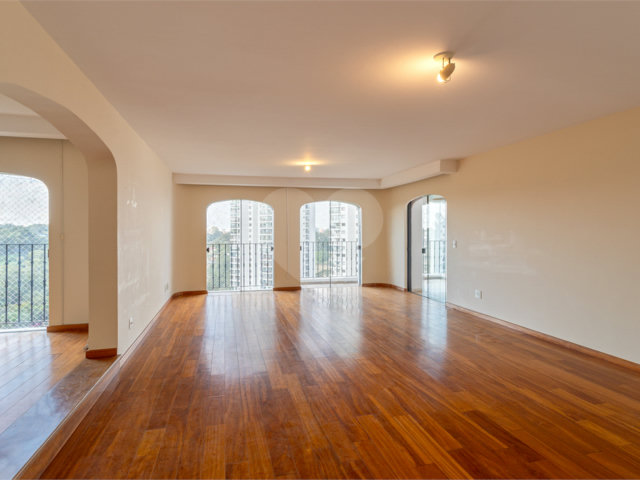 Apartamento à venda ou para alugar com 4 suítes em Alto da Boa Vista, São Paulo, SP