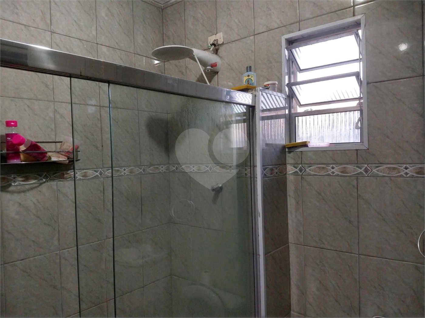 Sobrado à venda com 3 quartos, sendo 1 suíte, em Parada Inglesa, São Paulo, SP