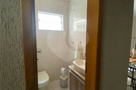 Casa à venda com 3 quartos, sendo 1 suíte,  em Parque Almerinda Pereira Chaves, Jundiaí, SP