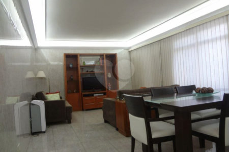 Sobrado à venda com 3 quartos em Santana, São Paulo, SP