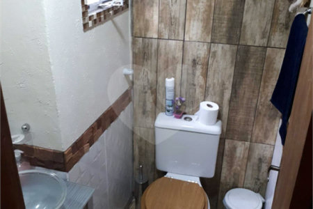 Casa à venda com 4 quartos, sendo 2 suítes, no Centro, São José dos Campos, SP