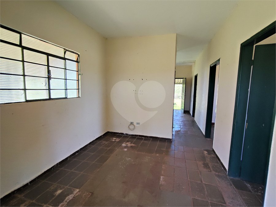 Fazenda para alugar com 3 quartos em Vila Santana, Itapetininga, SP
