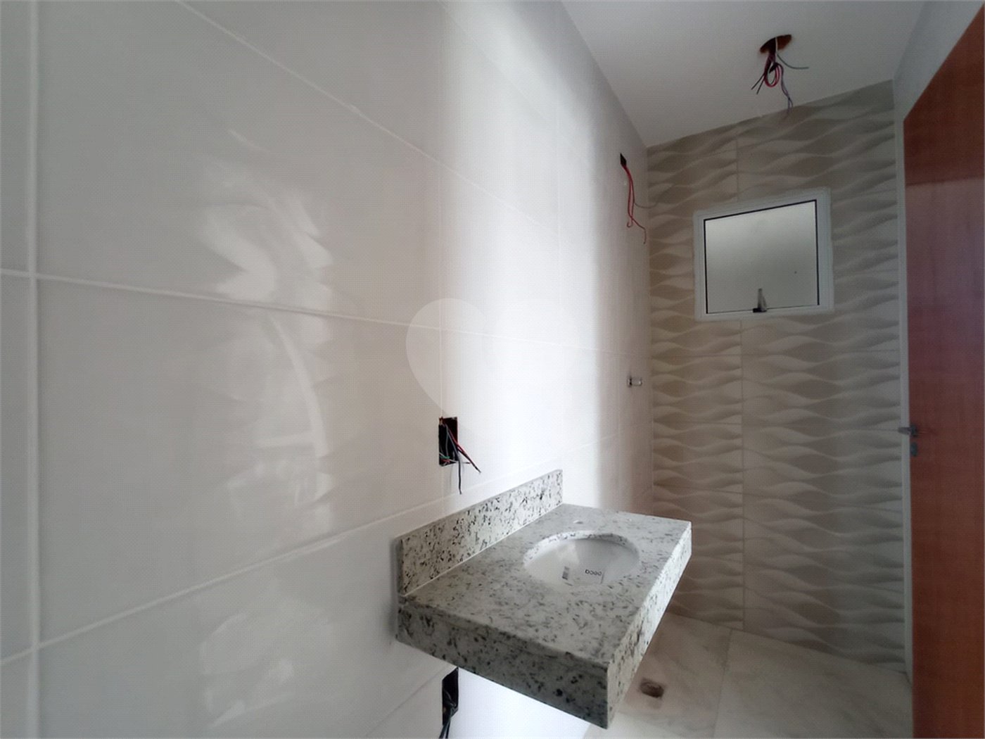 Casa à venda com 1 quarto no condomínio Regina, São Paulo - SP