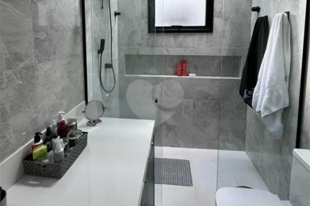 Casa à venda com 3 quartos, sendo 1 suíte, no condomínio Jardim Laguna, Indaiatuba - SP