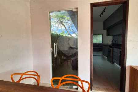 Casa à venda com 3 quartos, sendo 1 suíte, em Rasa, Armação dos Búzios, RJ