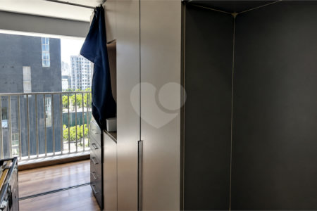 Apartamento à venda com 3 suítes em Sumarezinho, São Paulo, SP