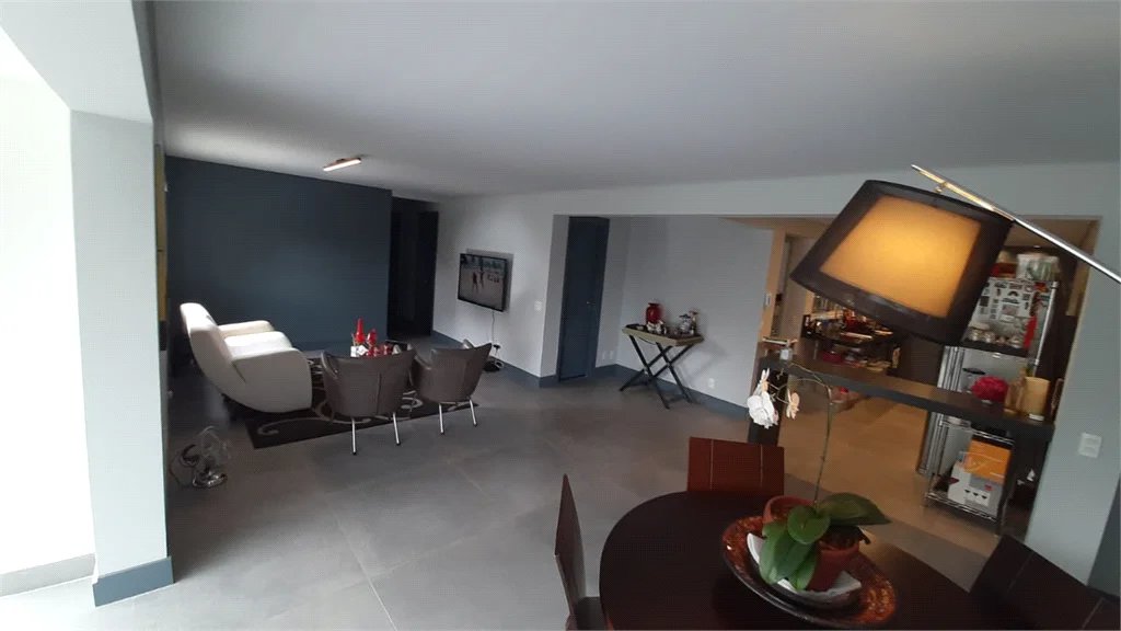Apartamento à venda com 2 suítes em Jardim Caboré, São Paulo, SP