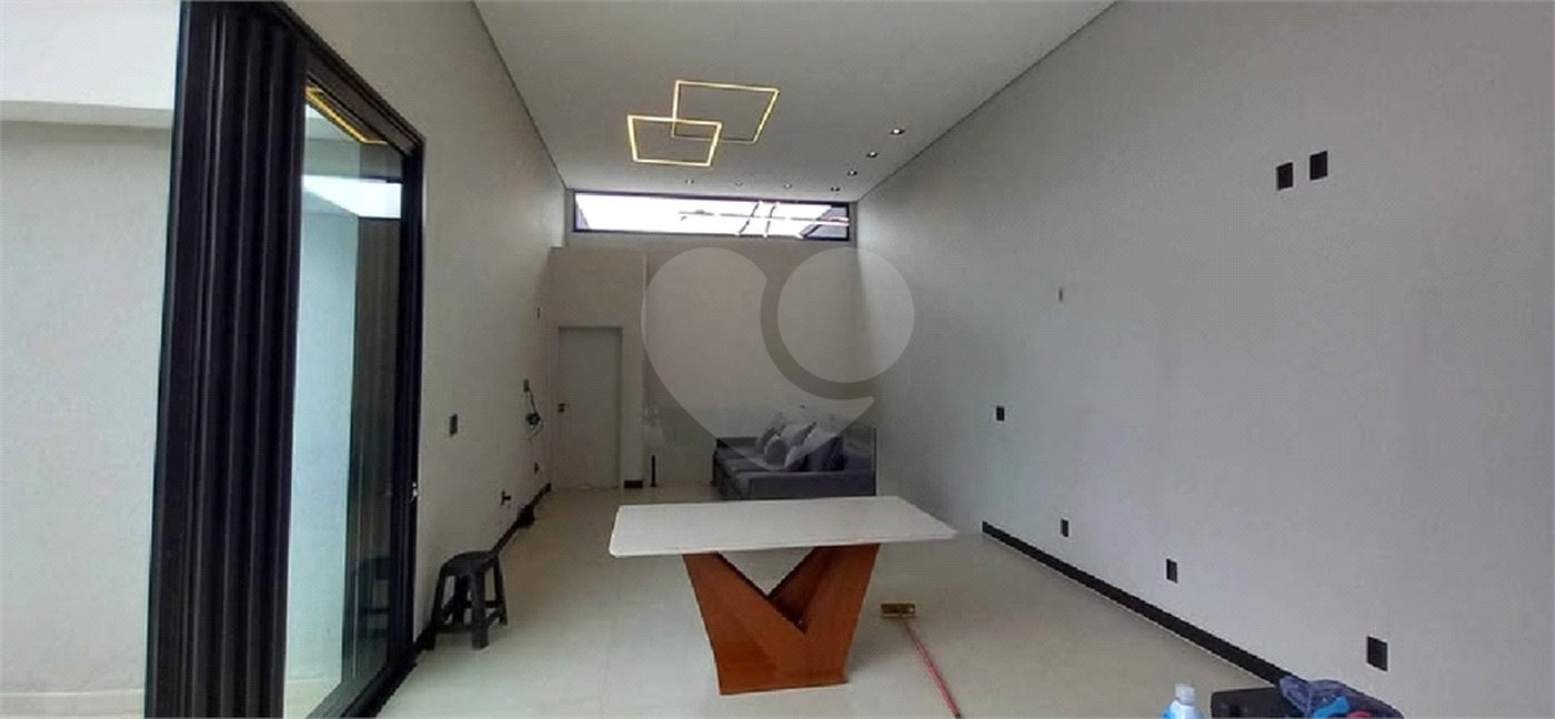 Casa à venda com 4 quartos, sendo 3 suítes, no condomínio Ibiti Reserva, Sorocaba - SP