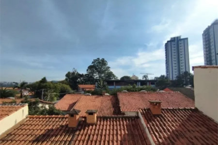 Sobrado à venda com 3 quartos, sendo 1 suíte, em Jardim Ester, São Paulo, SP