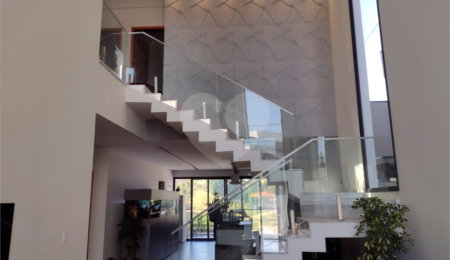 Casa à venda com 4 suítes no condomínio Residencial Villa do Sol, Valinhos - SP