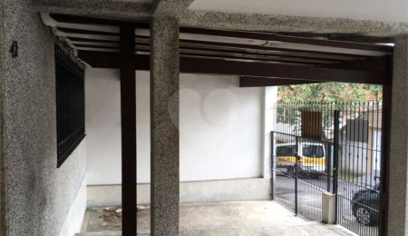 Casa à venda com 3 quartos, sendo 1 suíte,  em Parque Bristol, São Paulo, SP