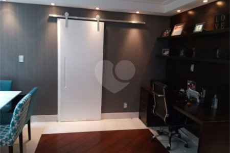 Apartamento à venda com 3 suítes em Vila Suzana, São Paulo, SP