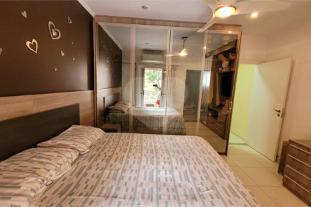 Sobrado à venda com 3 quartos, sendo 1 suíte, em Vila Romana, São Paulo, SP