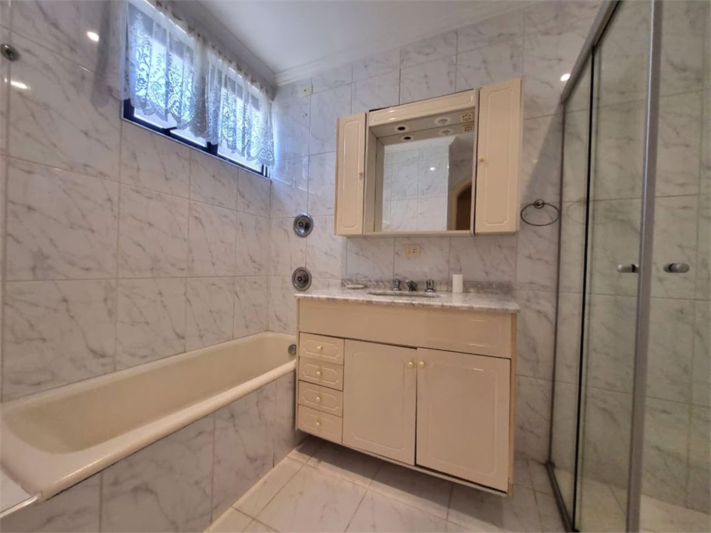 Apartamento à venda, 170 m² por R$ 1.800.000,00 - Pitangueiras - Guarujá/SP