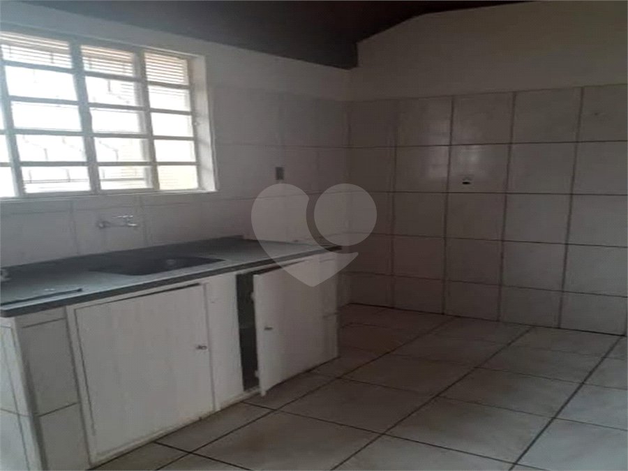 CASA À VENDA – BAIRRO SANTA FELÍCIA