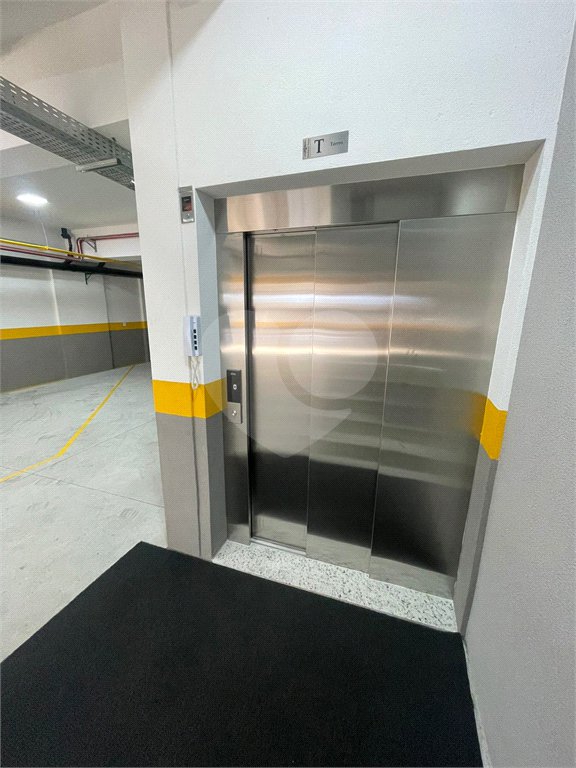 Apartamento à venda com 2 quartos em Parque Vitória, São Paulo, SP