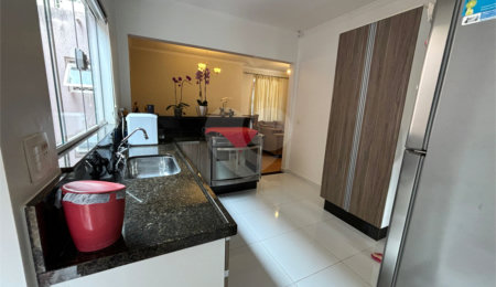 Casa à venda com 4 quartos, sendo 1 suíte,  em Vila Barth, Itapetininga, SP