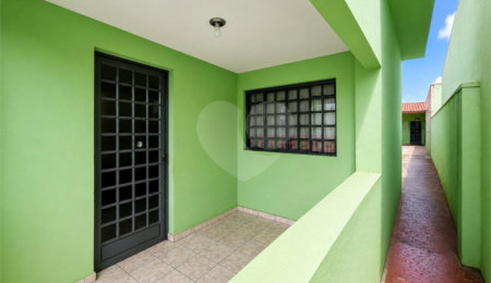 Casa à venda com 3 quartos no Centro, Tatuí, SP