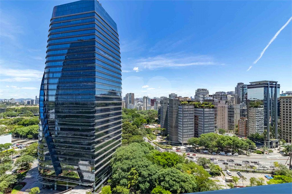 Apartamento à venda ou para alugar com 1 quarto em Vila Olímpia, São Paulo, SP