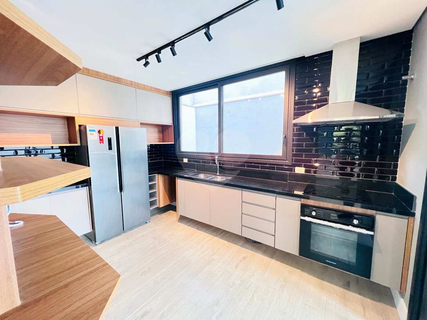 Casa à venda com 3 suítes no condomínio Boulevard Ibirapuera, São Paulo - SP
