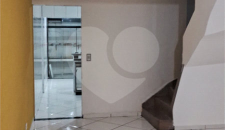 Sobrado à venda com 4 quartos em Vila Aimoré, São Paulo, SP