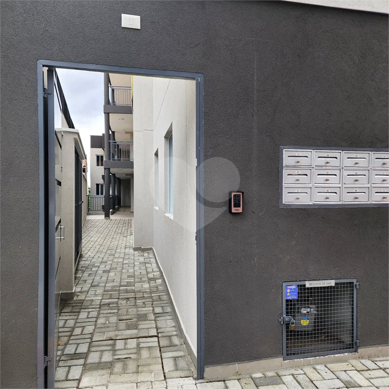 Casa à venda com 2 quartos, sendo 1 suíte, no condomínio Residencial Sanches, São Paulo - SP