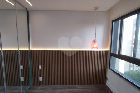 Apartamento à venda ou para alugar com 1 quarto em Cerqueira César, São Paulo, SP
