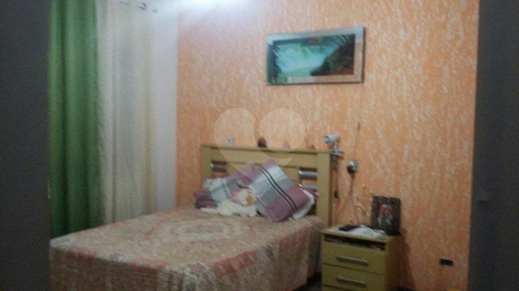 Casa Térrea à venda ou para alugar com 3 quartos, sendo 1 suíte, em Vila Galvão, Guarulhos, SP