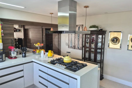 Apartamento à venda com 4 quartos, sendo 3 suítes, em Água Fria, São Paulo, SP