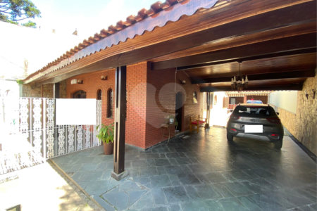Casa à venda com 3 quartos, sendo 1 suíte,  em Parque Santa Rosa, Suzano, SP