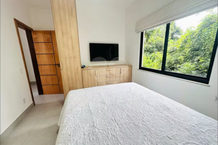 Casa à venda com 6 quartos, sendo 4 suítes,  em Caravelas, Armação dos Búzios, RJ