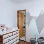 Casa à venda com 3 quartos, sendo 2 suítes, no condomínio Residencial Erika, São Paulo - SP