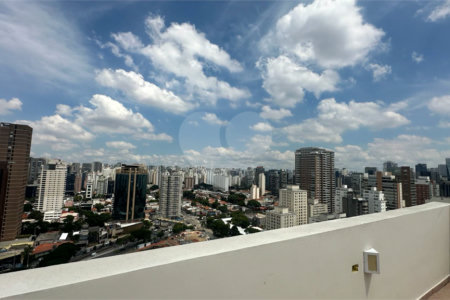 Cobertura à venda com 2 suítes em Itaim Bibi, São Paulo, SP