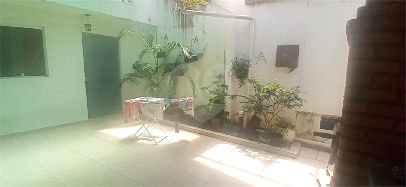 Casa Térrea à venda com 3 quartos, sendo 1 suíte, em Santana, São Paulo, SP