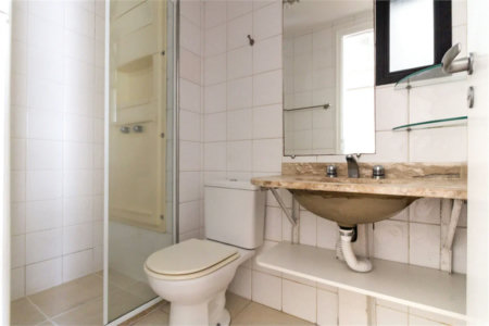 Apartamento à venda com 4 quartos, sendo 2 suítes,  em Vila Hamburguesa, São Paulo, SP