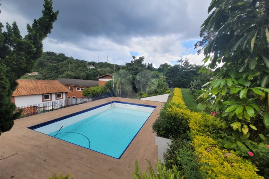 Casa para alugar com 3 quartos, sendo 1 suíte,  no condomínio Alpes da Cantareira, Mairiporã - SP